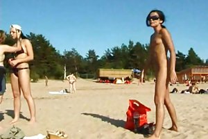 बेब समुद्र न्यडिस्ट समुद्र तट में भी hotter सेक्स, पोर्न